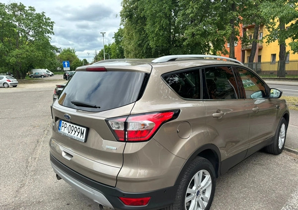 Ford Kuga cena 82000 przebieg: 69000, rok produkcji 2018 z Piła małe 56